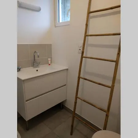 Maison Jean-moulin, Jardin, Spacieuse, 24h Mans, Zoo, Prytanee, 3 Chbres, 6 Pers Holiday home La Fleche